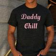 Daddy Chill Pink Distressed Men's Casual T-Shirt Dark Grey