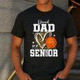 Proud Dad Of A 2026 Senior Basketball Graduation Leopard Men's Casual T-Shirt Dark Grey