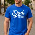 Dad 2026 Father Since 2026 Retro Dad Est 2026 Men's Casual T-Shirt Royal Blue