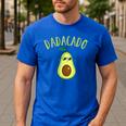 Dadacado Cute Daddy Avocado Pregnant Dad Father Day Men's Casual T-Shirt Royal Blue