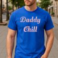 Daddy Chill Pink Distressed Men's Casual T-Shirt Royal Blue