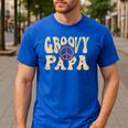 Groovy Papa 70s Aesthetic Nostalgia 1970's Retro Dad Men's Casual T-Shirt Royal Blue