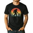 Retro Vintage Bigfoot Dad Fathers Day Father Son Matching Men's Casual T-Shirt Black