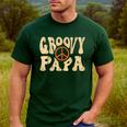 Groovy Papa 70s Aesthetic Nostalgia 1970's Retro Dad Men's Casual T-Shirt Forest