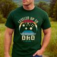 I Leveled Up To Dad 2025 Promoted To Daddy Soon To Be Father Men's Casual T-Shirt Forest