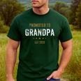 New For Dad Promoted To Grandpa Est 2020 Men's Casual T-Shirt Forest
