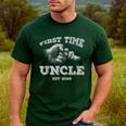 Vintage First Time Uncle 2026 Hand Dad Baby Father's Day Men's Casual T-Shirt Forest
