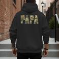 Retro Camo Hunting Papa Old Camo Dad Father’s Day Daddy Men's Hoodie Back Print