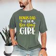 Bonus Dad Of The Bee Day Girl Birthday Party Family Men's Comfort Colors T-Shirt Moss