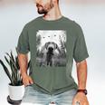 Dog Mom Dad Alien Selfie Weimaraner UFO For Men Women Men's Comfort Colors T-Shirt Moss