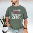 Hairstylist Cosmetology School Graduation Graduate Tee Men's Comfort Colors T-Shirt Moss