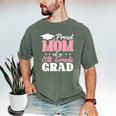 Proud Mom Of An Awesome 8th Grade Graduate 2026 Graduation Men's Comfort Colors T-Shirt Moss