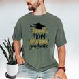 Proud Mom Of A Class Of 2026 Graduate Senior Graduation 2026 Men's Comfort Colors T-Shirt Moss