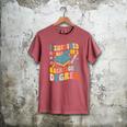 i Survived My Daughter's Bachelors Degree Groovy Graduation Men's Comfort Colors T-Shirt Crimson
