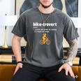 Bike-Trovert Bicycle Humor Definition Introvert Men's Comfort Colors T-Shirt Pepper