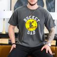 Bucket Dad Softball Dad Baseball Father's Coach Men's Comfort Colors T-Shirt Pepper