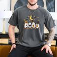 Cute Ghost Drinking Coffee Halloween Fall Ghost Book Reading Men's Comfort Colors T-Shirt Pepper