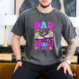 Let's Roll Dad Of The Birthday Girl Roller Skate Birthday Men's Comfort Colors T-Shirt Pepper