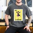 Mexican For Graduation La Graduada 2025 Men's Comfort Colors T-Shirt Pepper