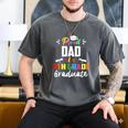 Proud DAD Of A 4th Grade Graduate Graduation 2024 Senior 24 Men's Comfort Colors T-Shirt Pepper