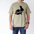 Daddy Bunny Rabbit Father Dad Easter Men's Comfort Colors T-Shirt Khaki