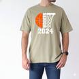 Graduate Senior Class Of 2024 Basketball Player Graduation Men's Comfort Colors T-Shirt Khaki