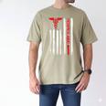 Hospice Aide American Flag Nurses Graduation Medical Men's Comfort Colors T-Shirt Khaki