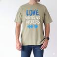 Love Needs No Words Autism Awareness Shirt Mom Dad Teacher Men's Comfort Colors T-Shirt Khaki