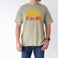 Retro Chihuahua Men Women Dog Mom Dad Chihuahua Men's Comfort Colors T-Shirt Khaki