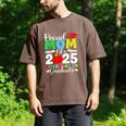 Graduation Proud Mom Of 2025 Kindergarten Graduate Men's Comfort Colors T-Shirt Espresso