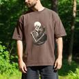 Skeleton Hugging Cat Halloween Cat Lover Cat Mom Dad Men's Comfort Colors T-Shirt Espresso