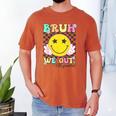 Bruh We Out 5th Graders Fifth Grade Graduation Class 2025 Men's Comfort Colors T-Shirt Yam