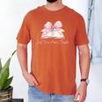 Reading Books Mom Mothers Day Coquette Pink Bow Book Lovers Men's Comfort Colors T-Shirt Yam