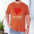 Retro Gamer 1 Life Pixel Heart – 8-Bit Gaming Nostalgia Men's Comfort Colors T-Shirt Yam
