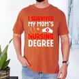 I Survived My Mom's Nursing Degree Graduation Day 2026 Men's Comfort Colors T-Shirt Yam