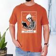 Tarot Card Shirt The Reader Tarot Skeleton Reading Book Men's Comfort Colors T-Shirt Yam