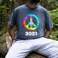 2021 Graduation Class Year Tie Dye Peace Sign Graduate Shirt Men's Comfort Colors T-Shirt Denim
