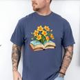 Daffodils Flowers Book Floral Men's Comfort Colors T-Shirt Blue Jean