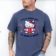 It's a Good Day To Read a Book Cute Cat Book Day Girls Boys Men's Comfort Colors T-Shirt Blue Jean