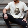 Skeleton Hugging Cat Halloween Cat Lover Cat Mom Dad Men's Comfort Colors T-Shirt Ivory